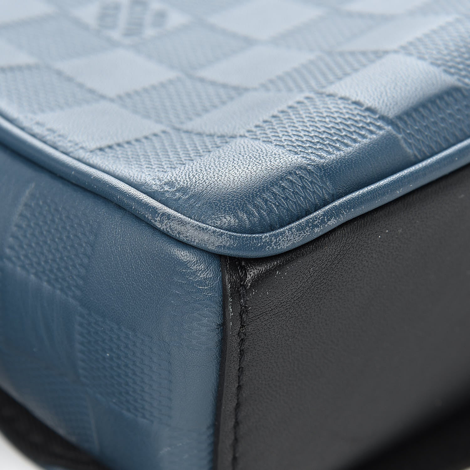 Louis Vuitton Damier Infini District PM Orion 19 of 24