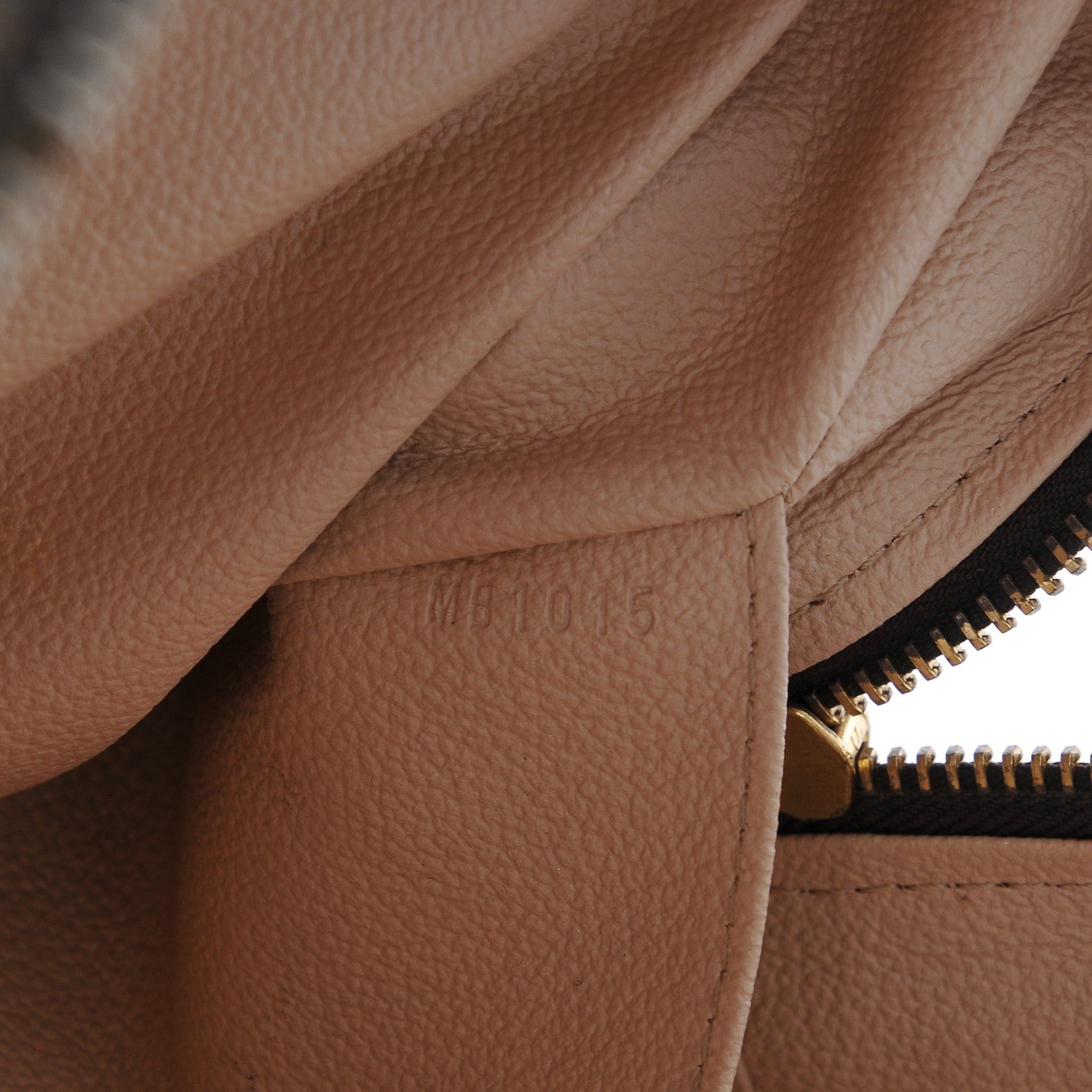 Louis Vuitton Monogram Trousse Toilette 28 7 of 8