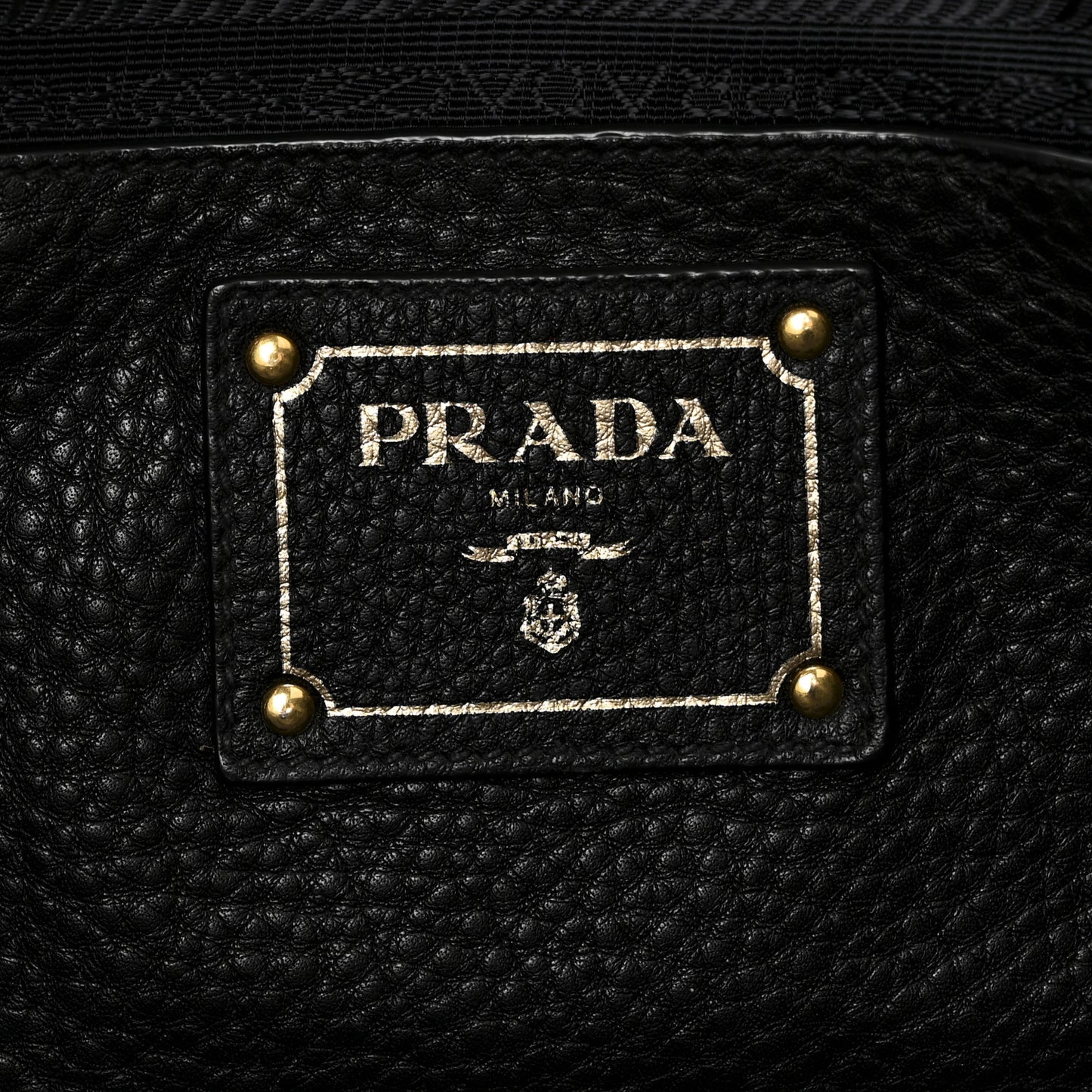 Vitello Daino Side Pocket Tote Black