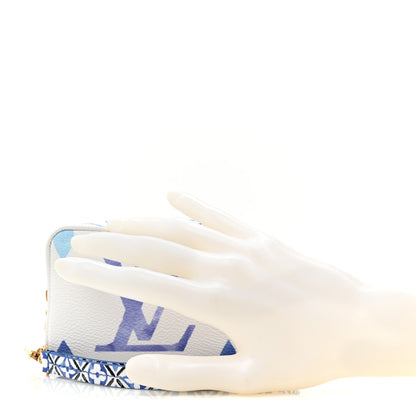 Louis Vuitton Monogram Giant Watercolor Wapity Case Blue 2 of 8