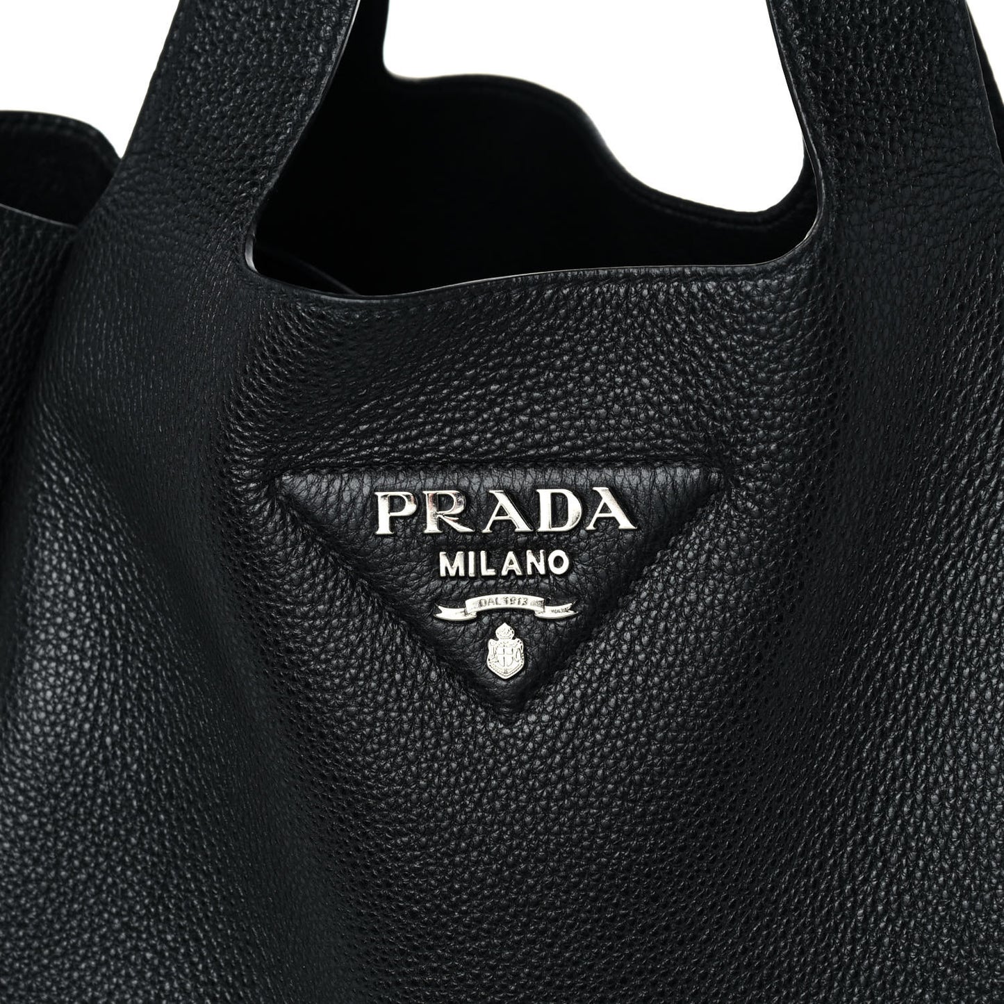 Vitello Daino Soft Medium Dynamique Tote Black