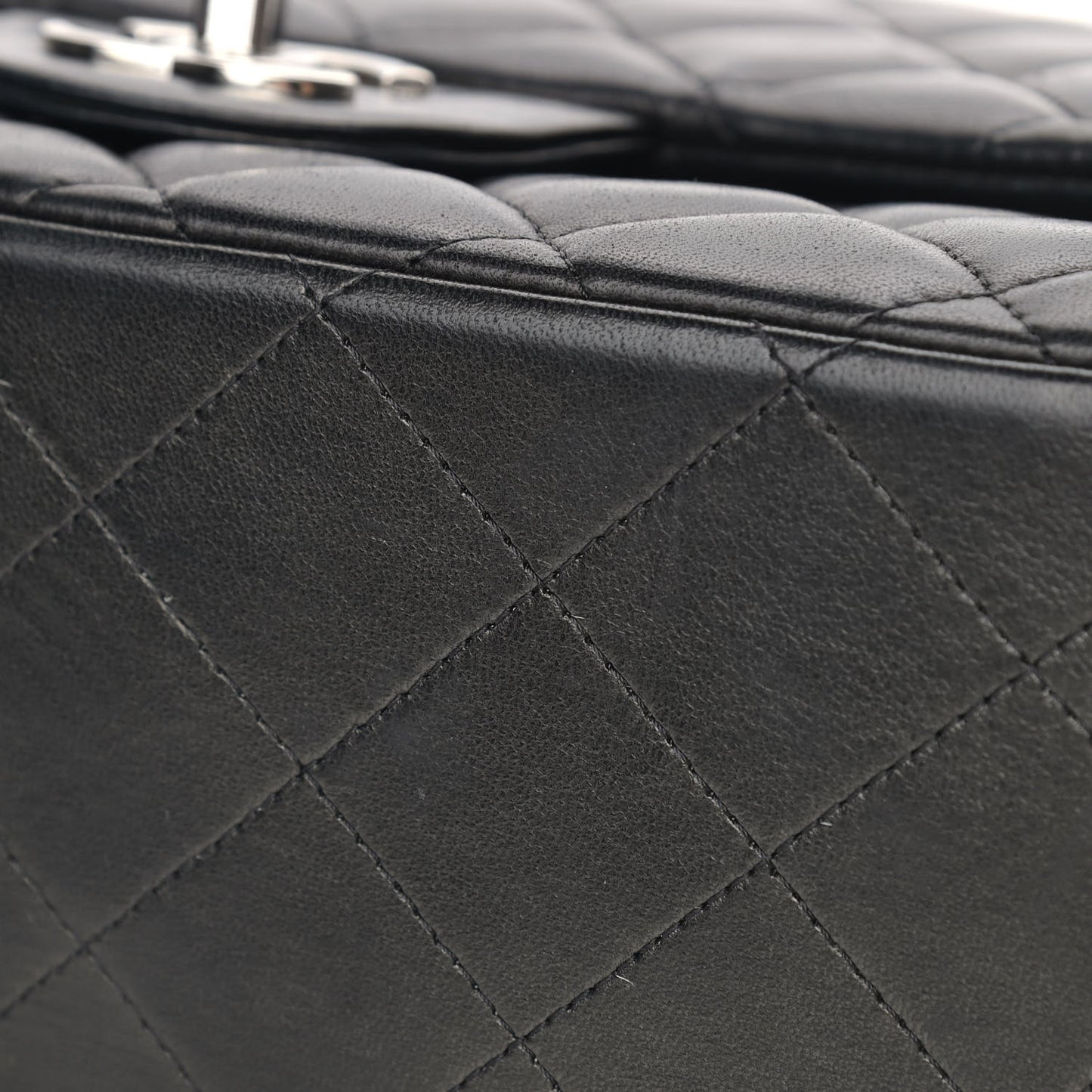 Lambskin Quilted Maxi Single Flap Black