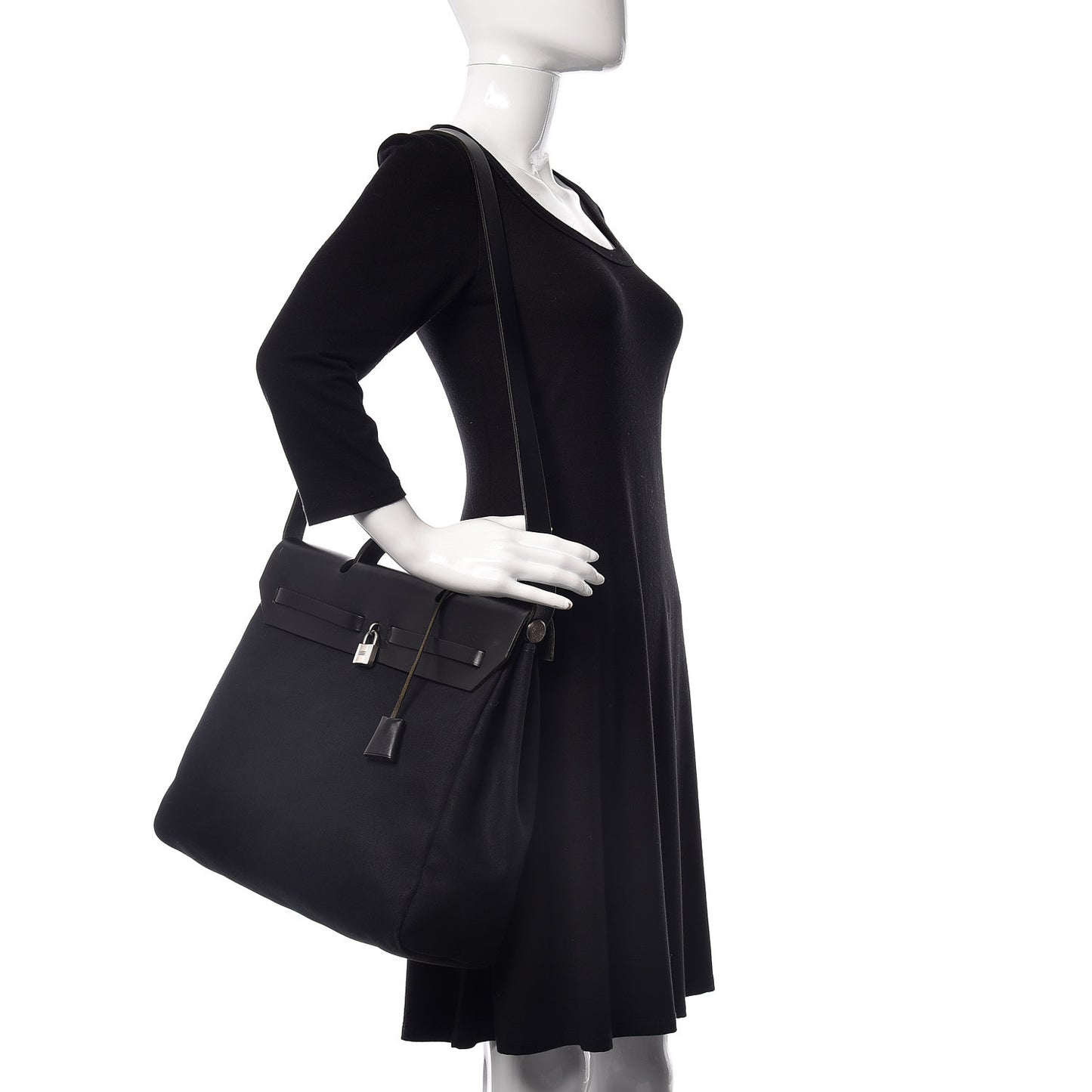 Toile Vache Calfskin Herbag 40 GM Black