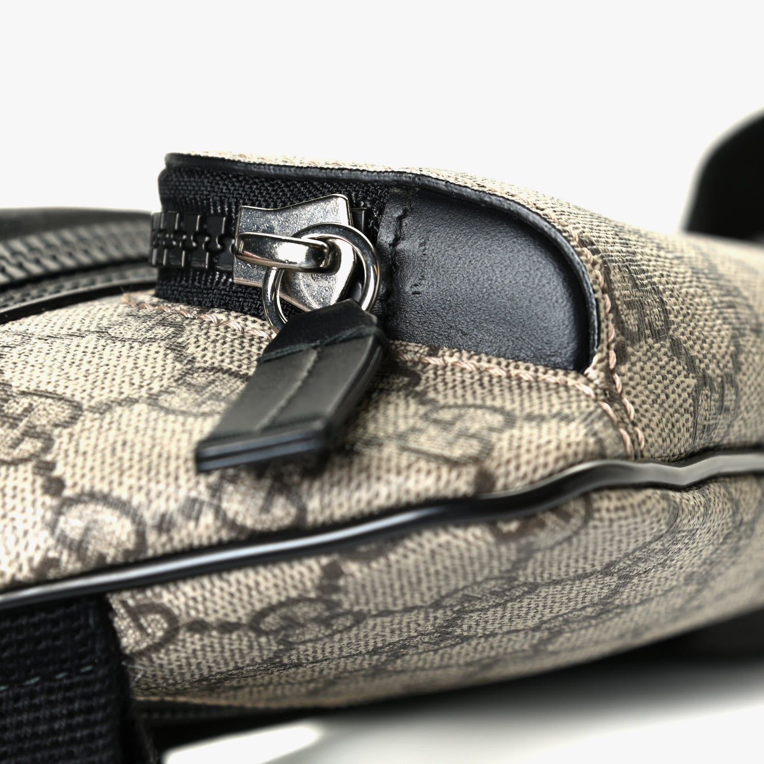 Gucci GG Supreme Monogram Belt Bag Black 6 of 6