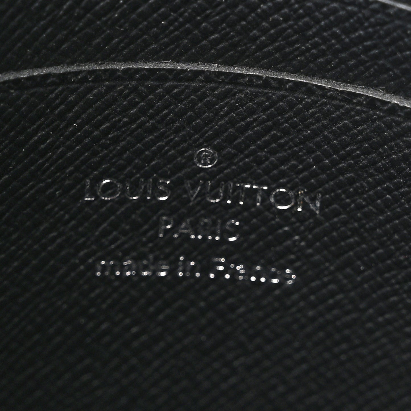 Calfskin Nano Lockme Bucket Greige