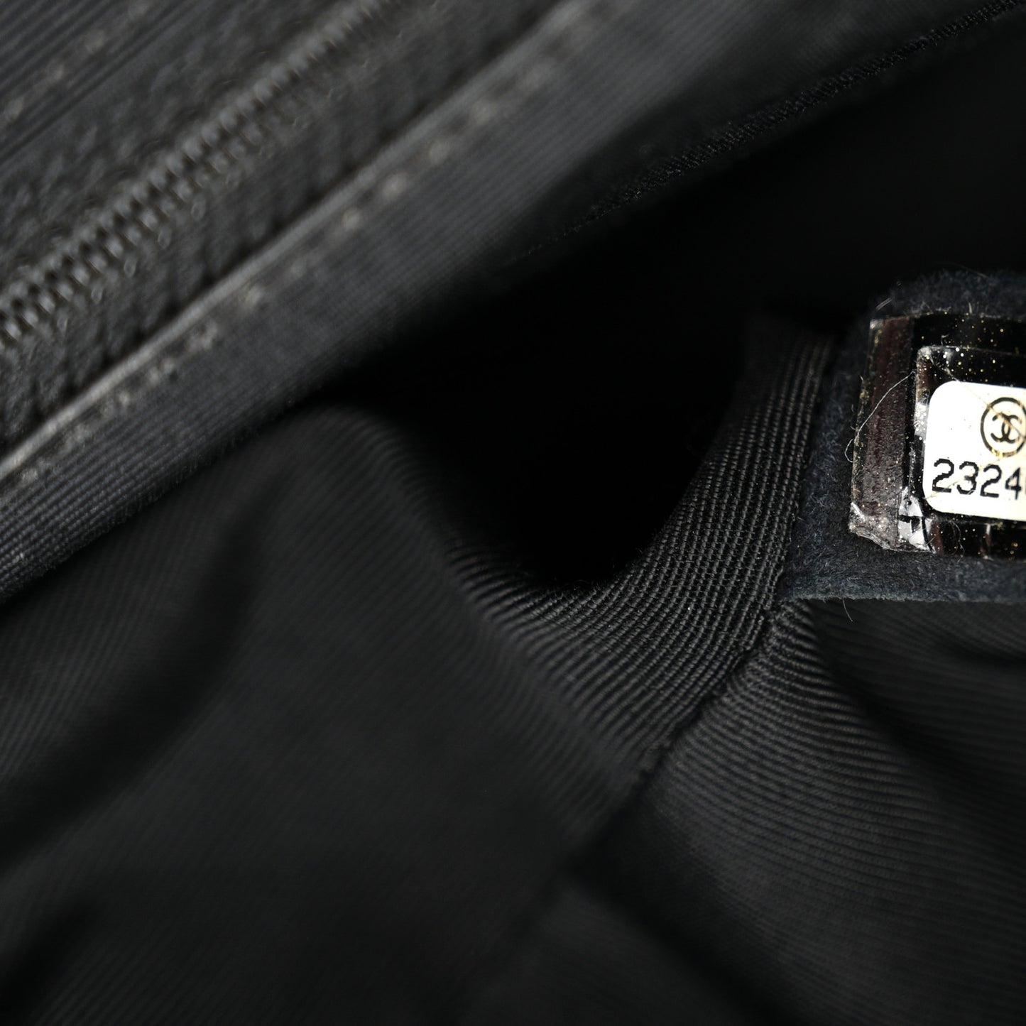Lambskin Quilted Medium Elegant CC Flap Navy Black