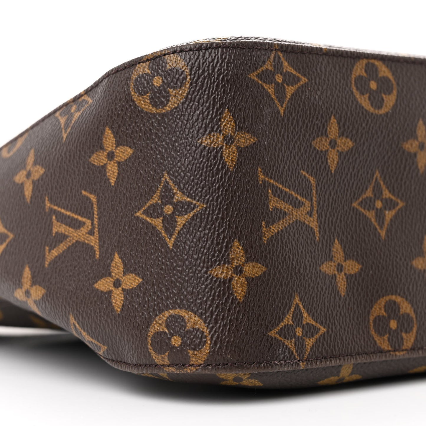 Monogram Looping MM