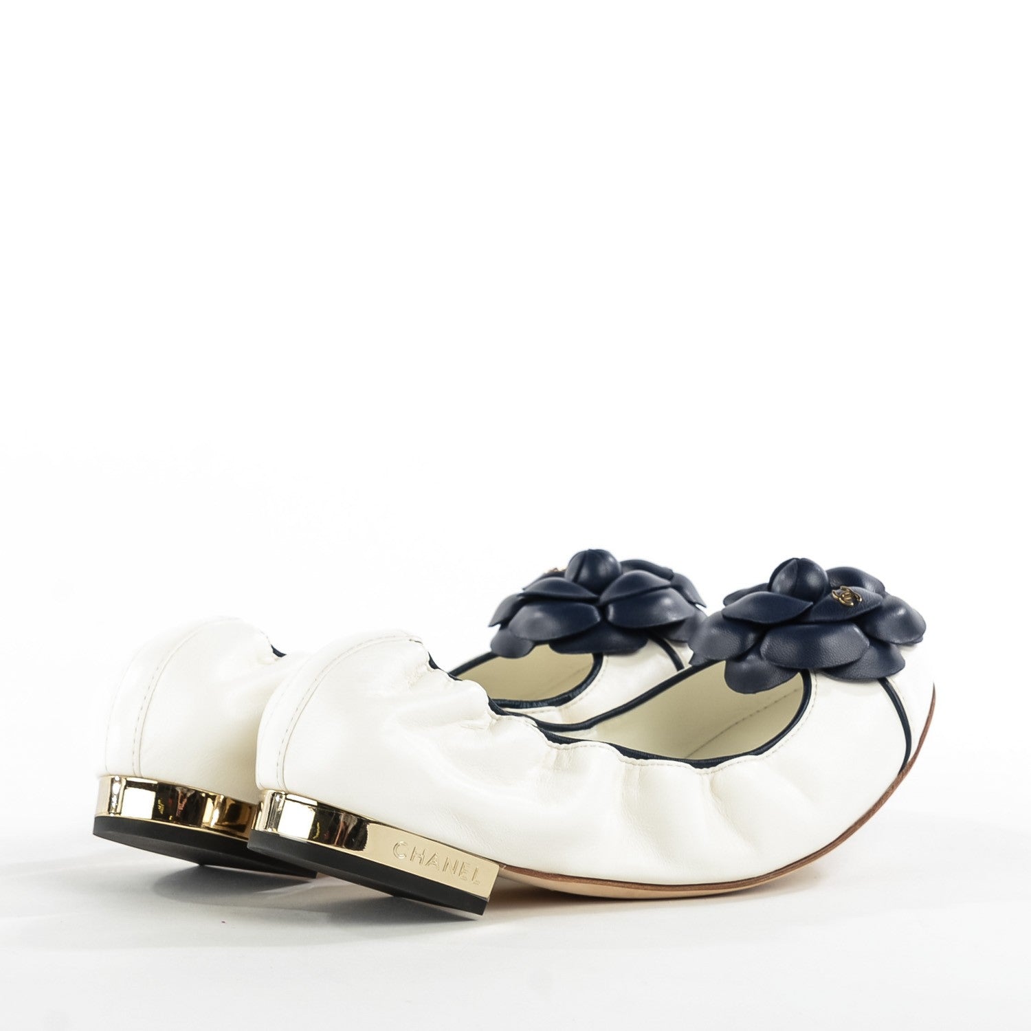 Chanel Lambskin Camellia Cap Toe Ballerina Flats 37.5 White Black 4 of 7
