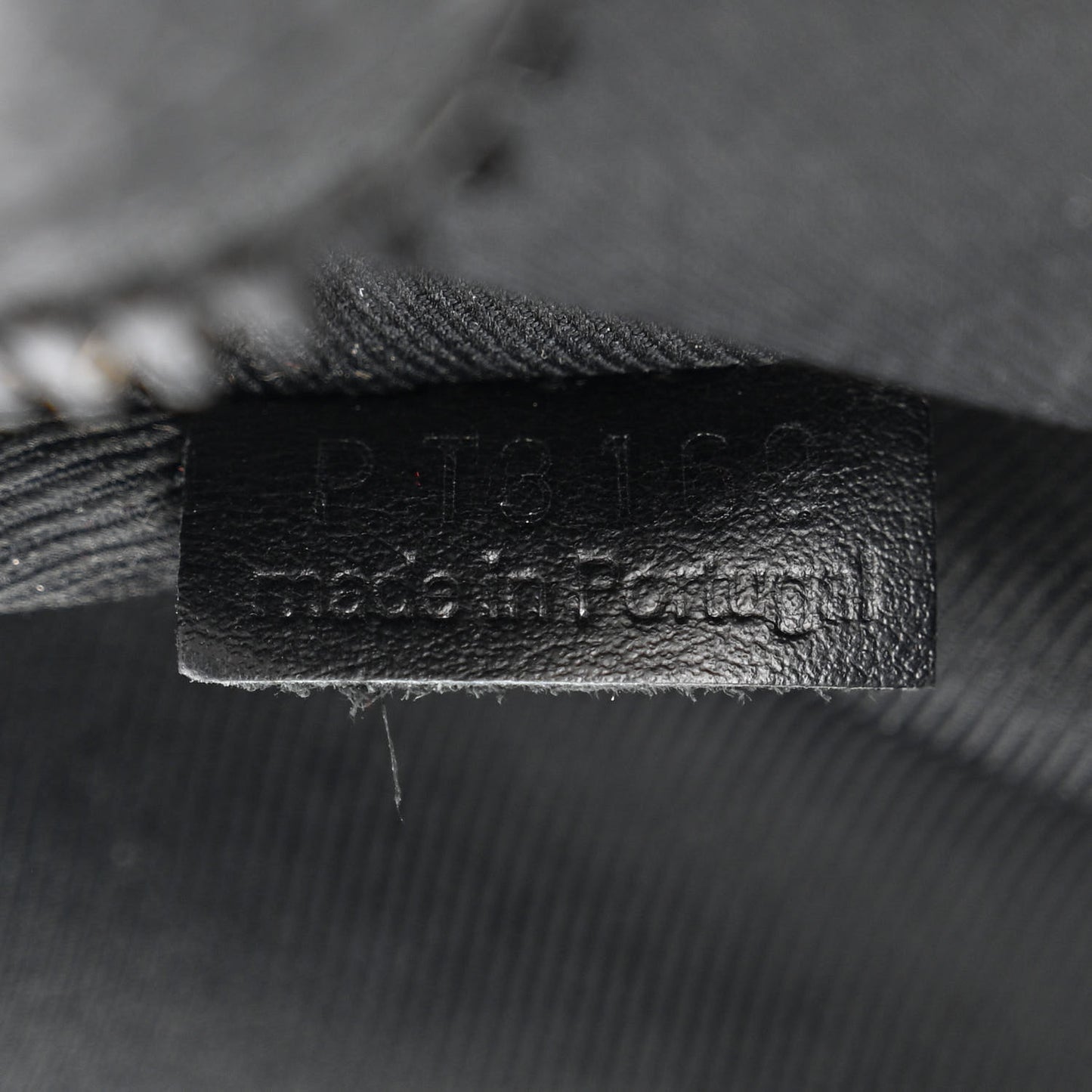 Taurillon Monogram Uniformes Solar Ray Soft Pochette Volga Belt Bag Black