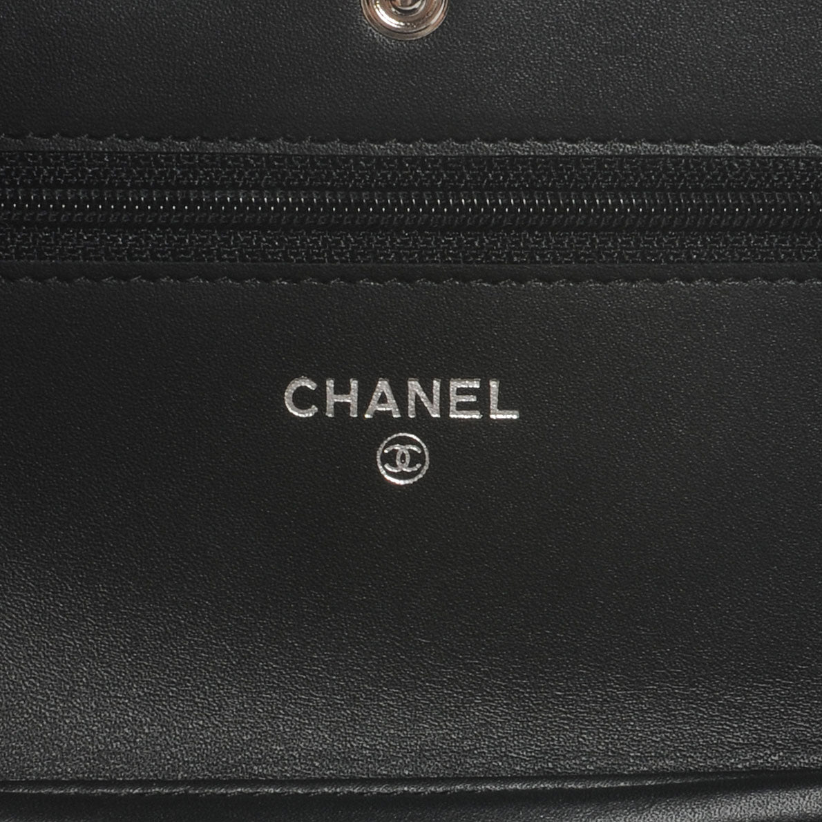 Caviar Timeless Wallet on Chain WOC Black