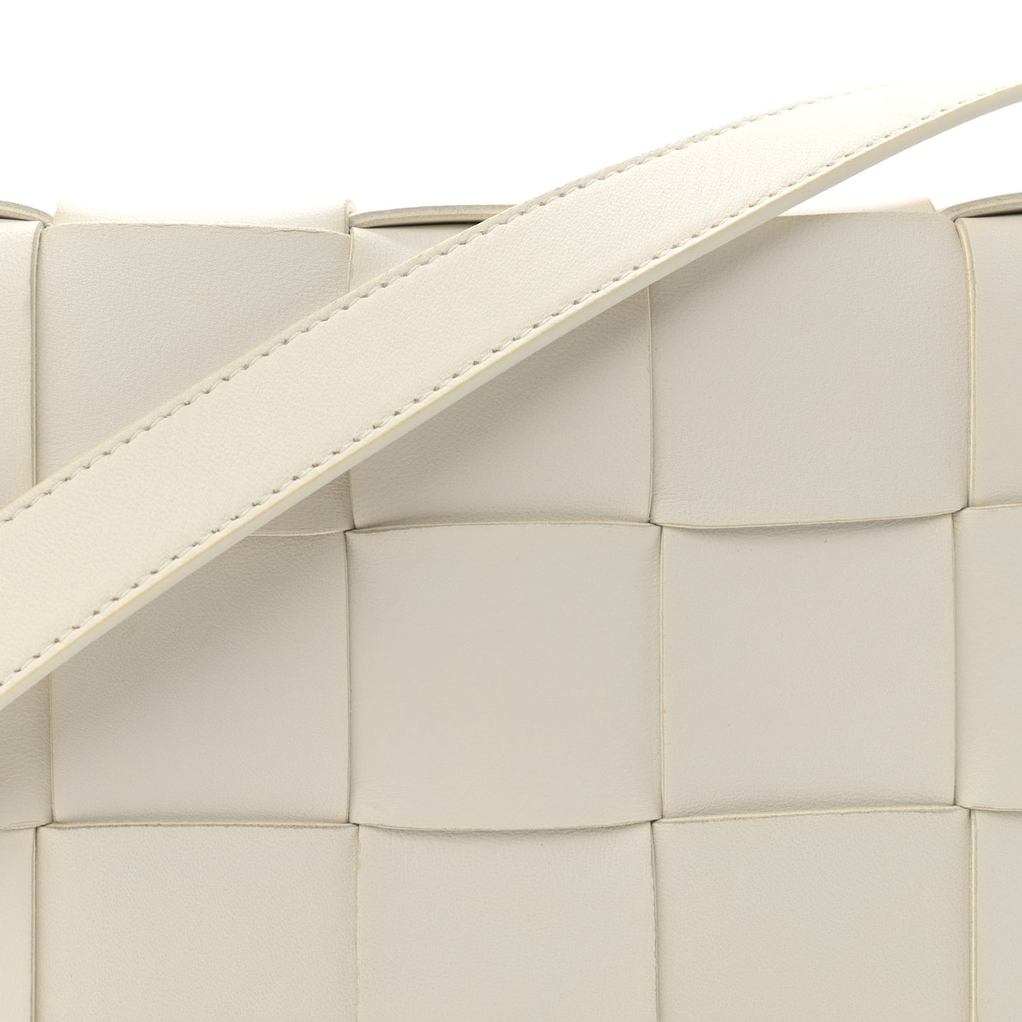 Lambskin Maxi Intrecciato Cassette Crossbody Bag White