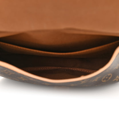 Louis Vuitton Monogram Saumur MM 6 of 10