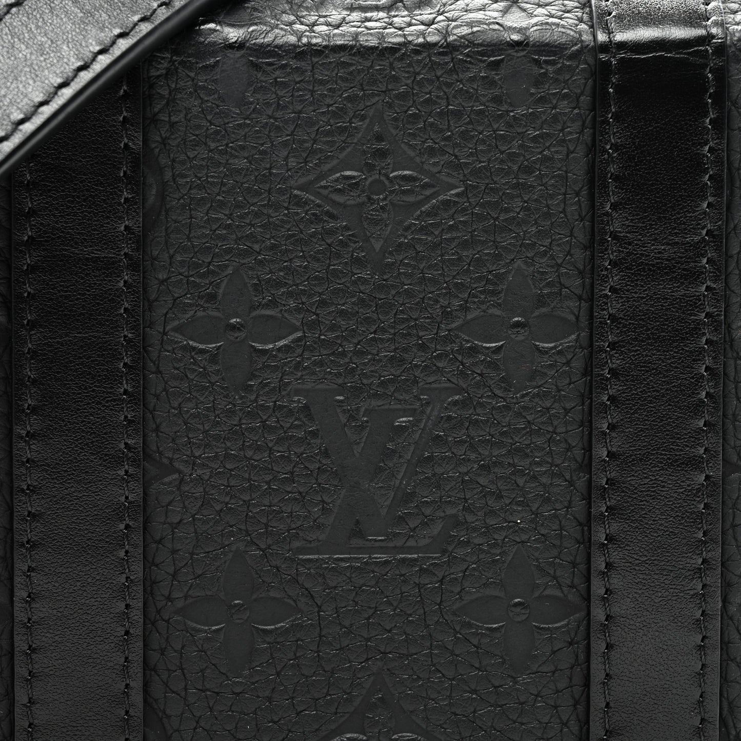 Taurillon Monogram Soft Trunk Wallet Black