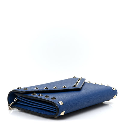 Valentino Garavani Pebbled Calfskin Rockstud Envelope Wallet On Chain Bag Blu Delft 3 of 9