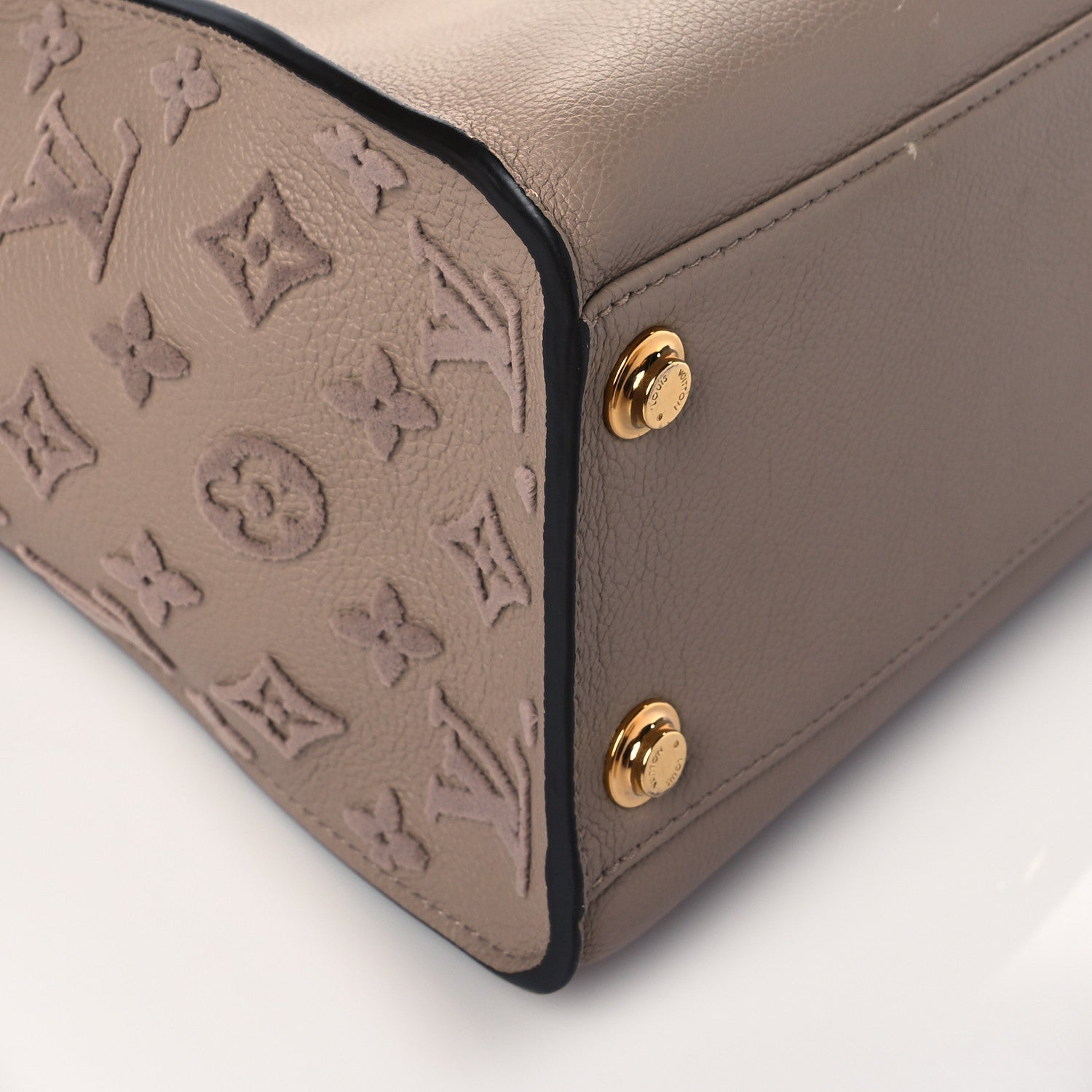 Louis Vuitton Calfskin Monogram Tufting On My Side Galet 8 of 9