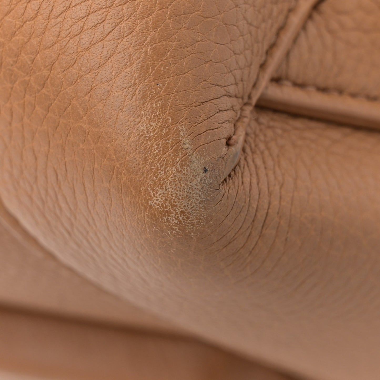 Grained Calfskin Maxi Intrecciato Medium Arco Nude