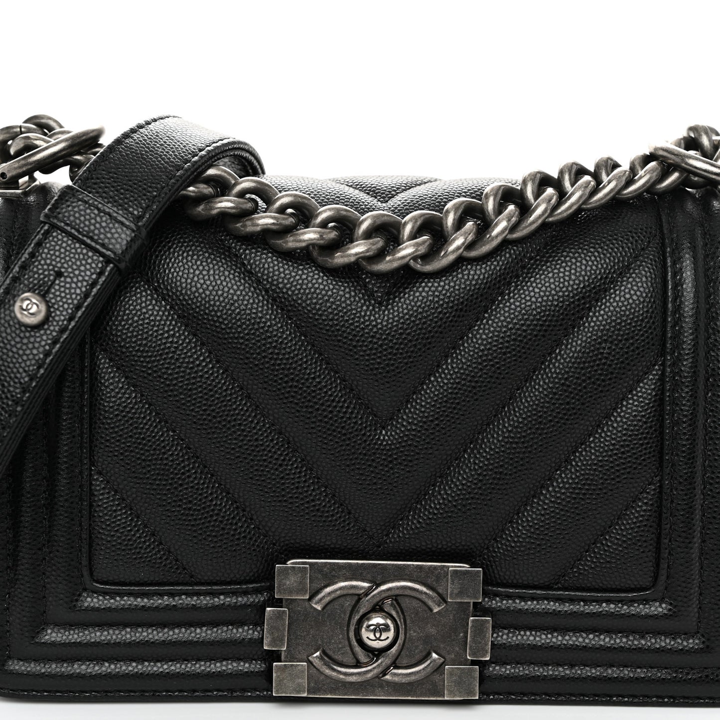 Caviar Chevron Quilted Small Boy Flap Black