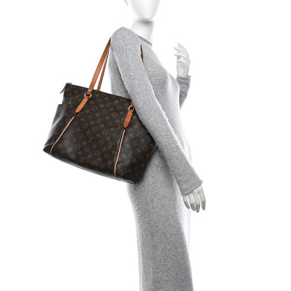 Louis Vuitton Monogram Totally MM 2 of 13