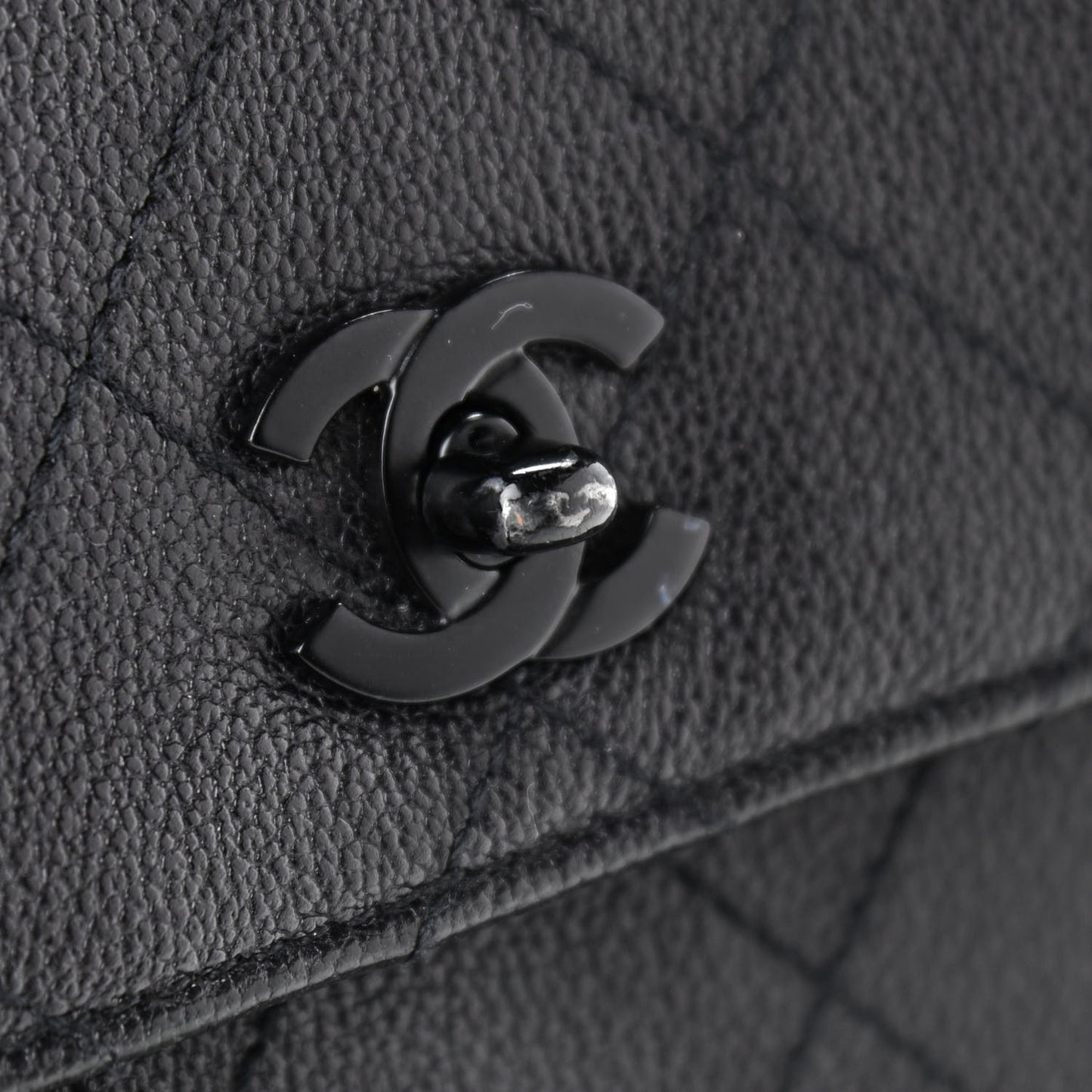 Caviar Diamond Stitched Tote So Black