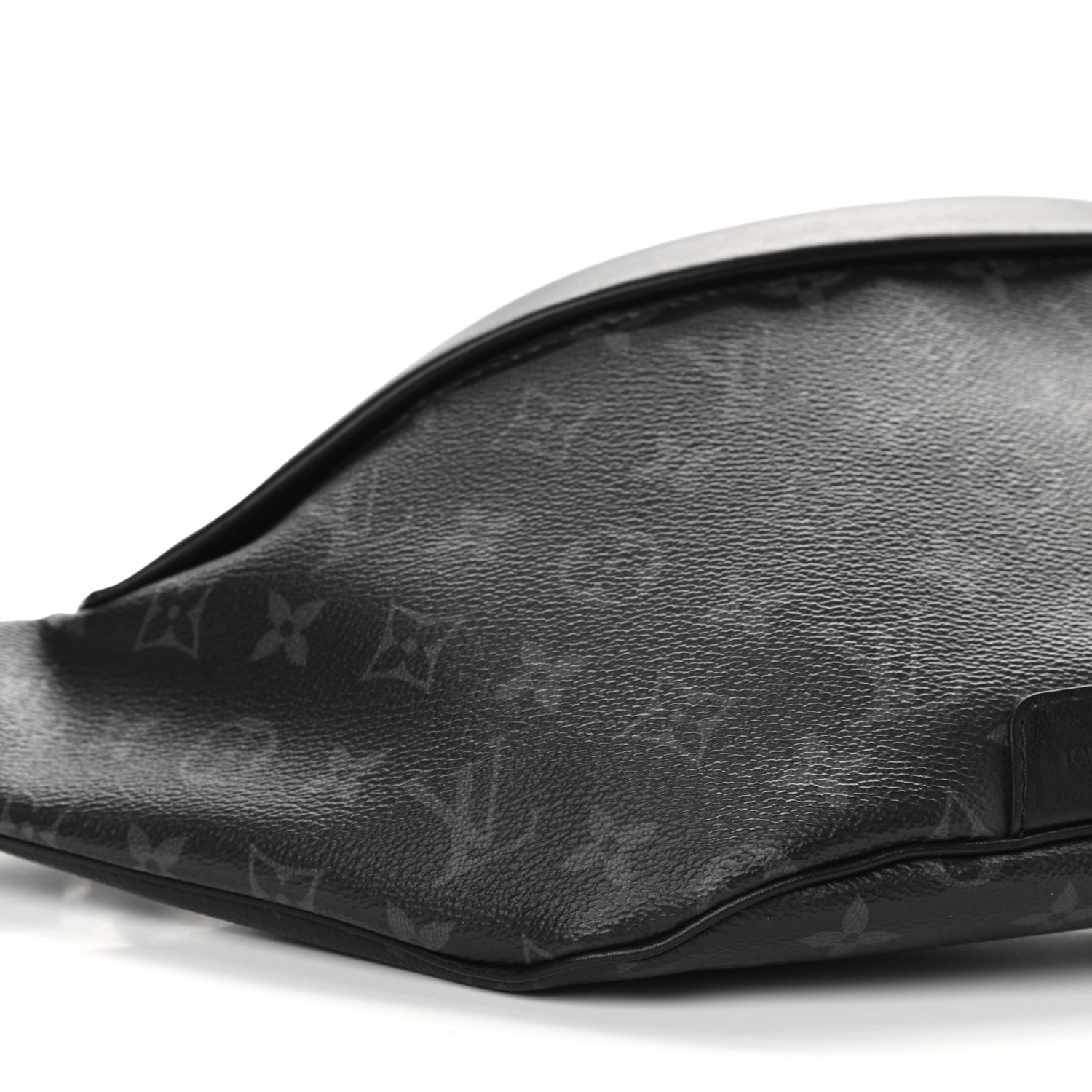 Louis Vuitton Monogram Eclipse Discovery Bumbag 5 of 9