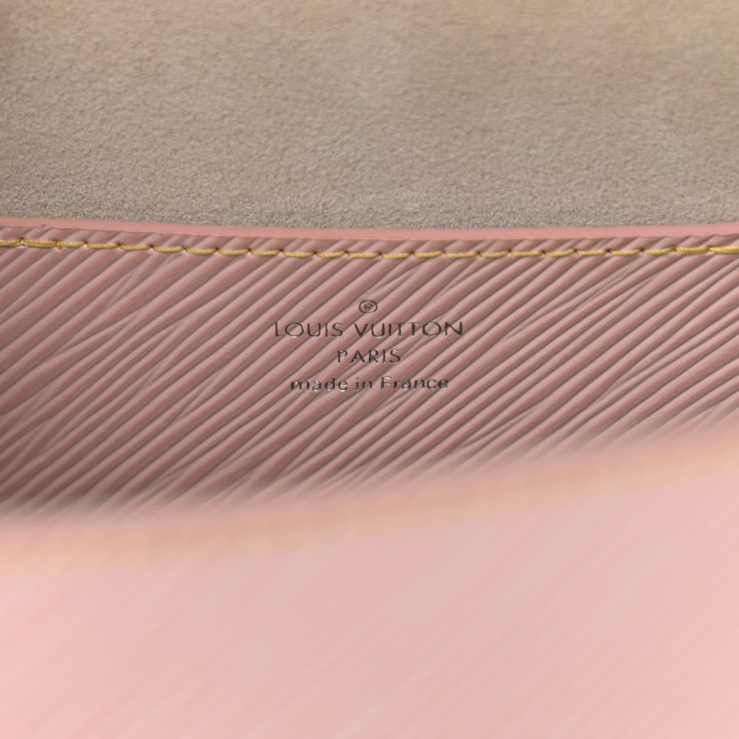 Epi Twist Shoulder Bag MM Rose Ballerine
