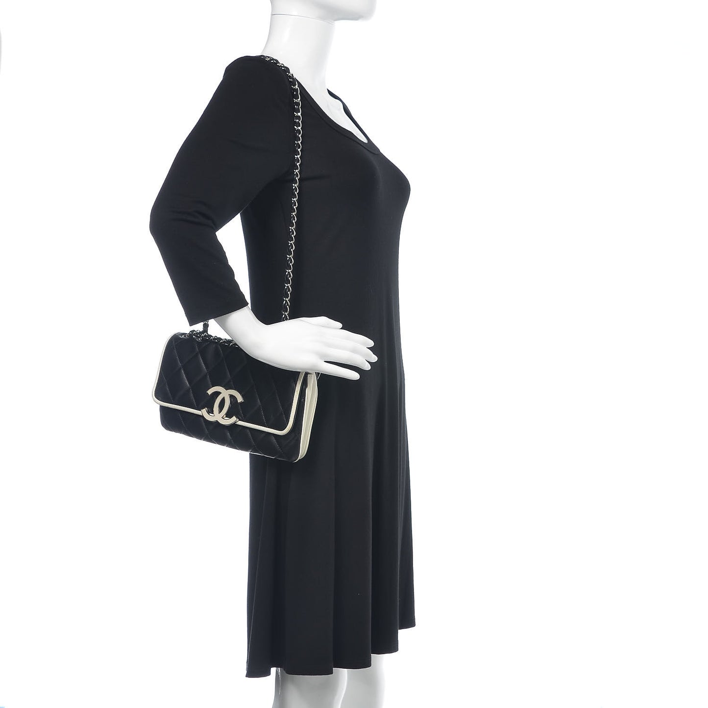 Lambskin Quilted Flap Black White