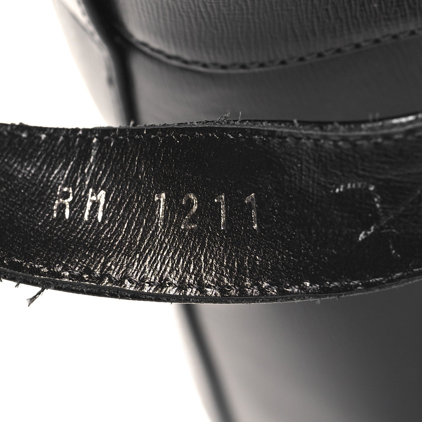 Calfskin Shark Lock Ankle Boots 37 Black