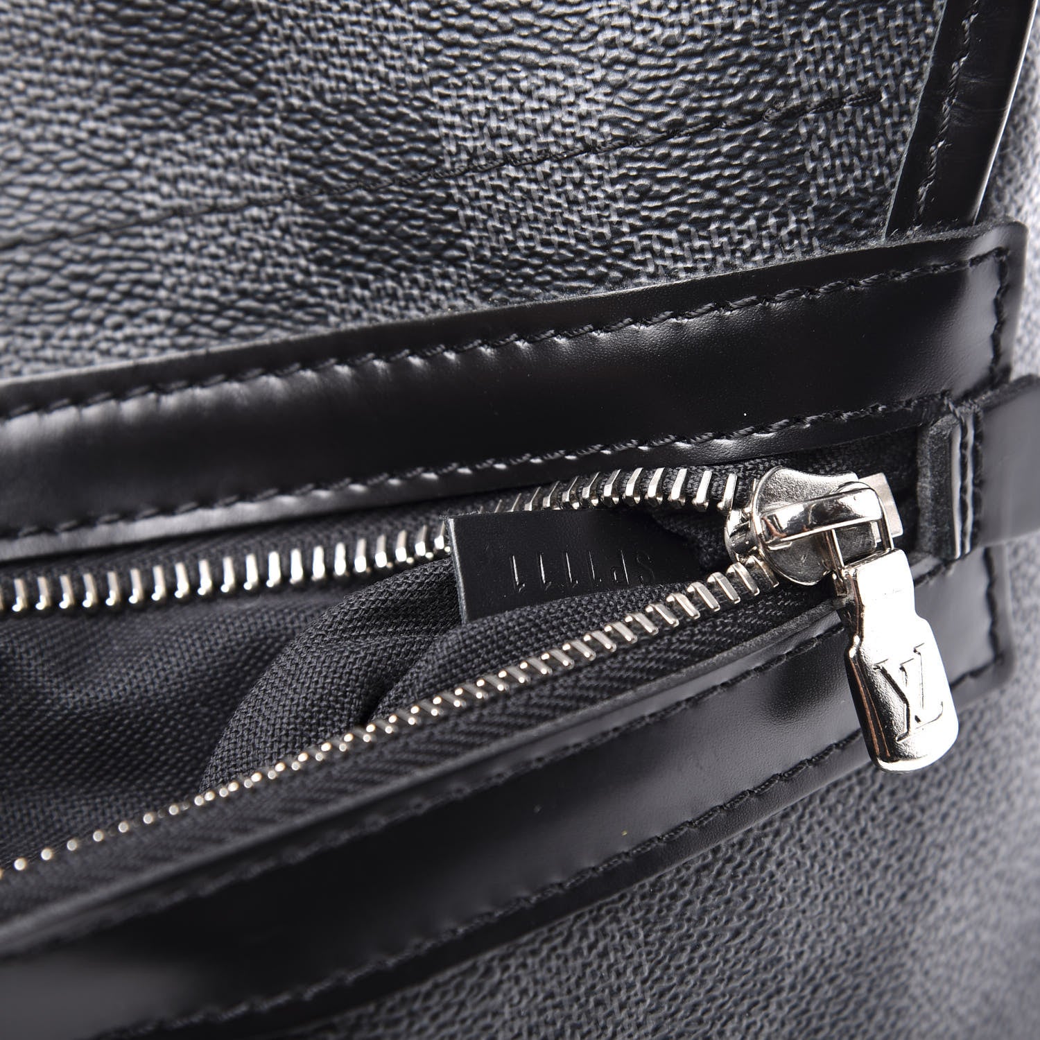 Louis Vuitton Damier Graphite Daniel MM 6 of 6
