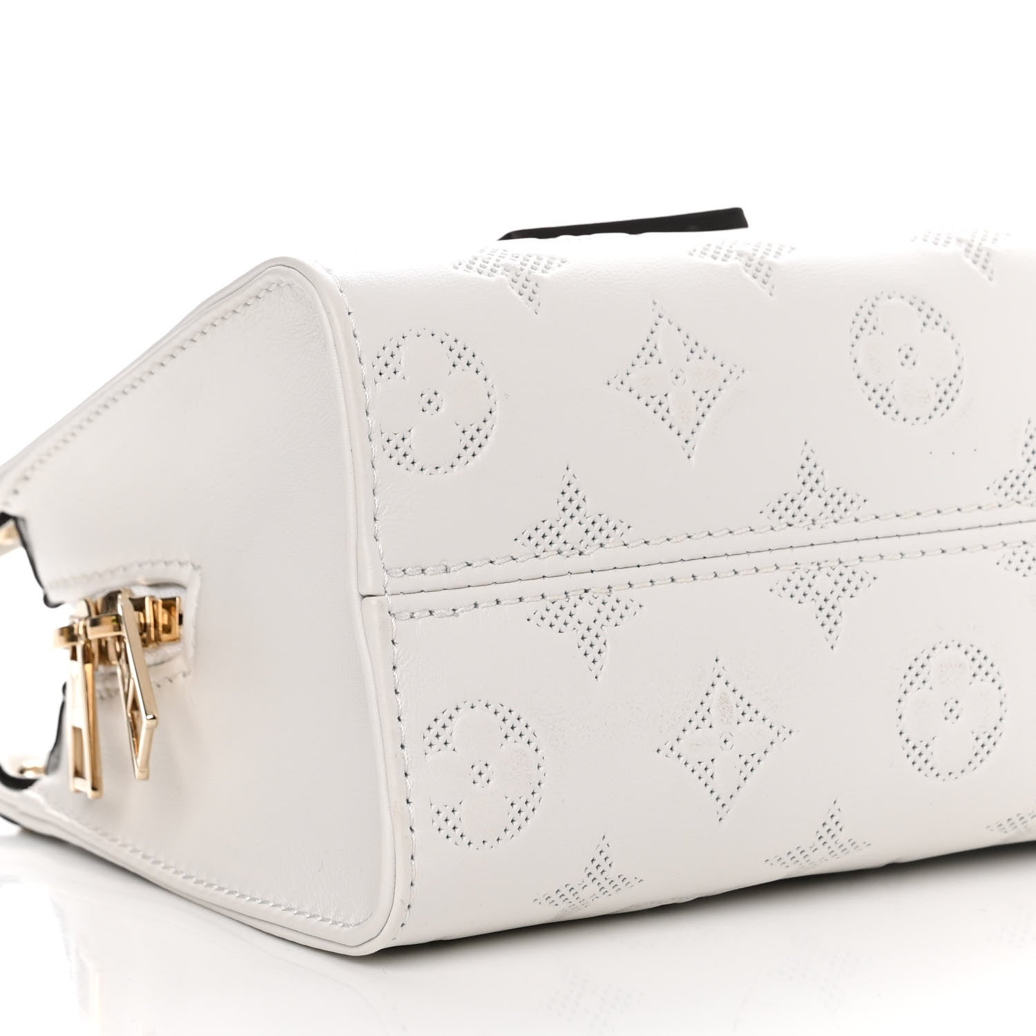 Louis Vuitton Calfskin Embossed Monogram OnTheGo East West White 10 of 11