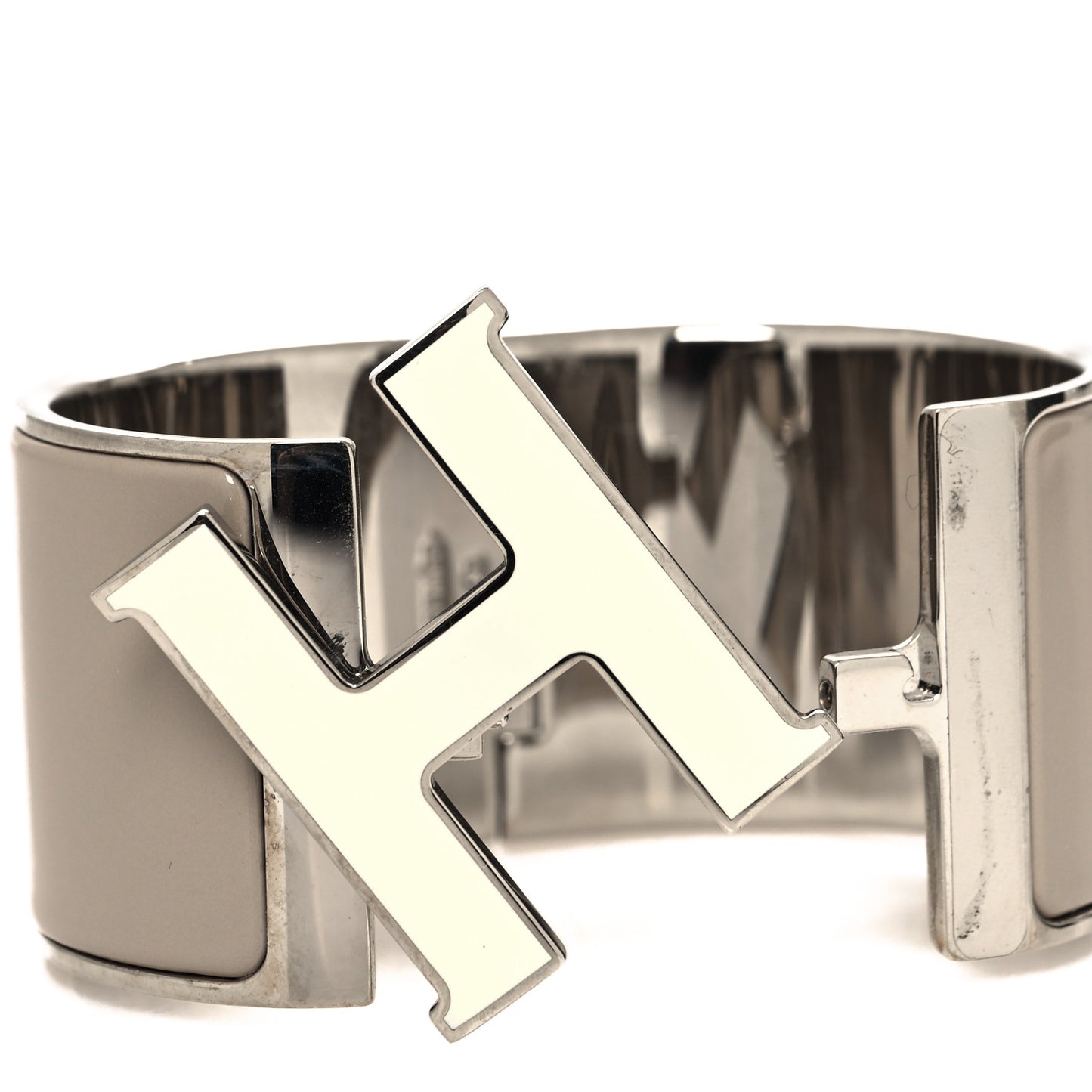 Enamel Extra Wide Clic Clac H Bracelet PM Taupe White