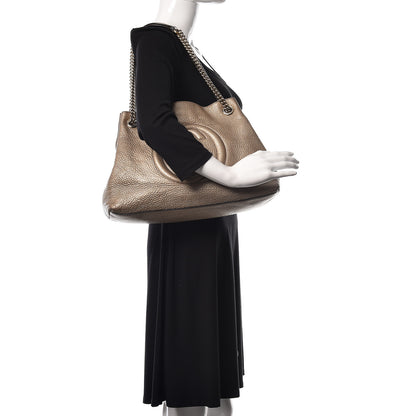 Gucci Metallic Pebbled Calfskin Medium Soho Chain Shoulder Bag Golden Beige 2 of 25