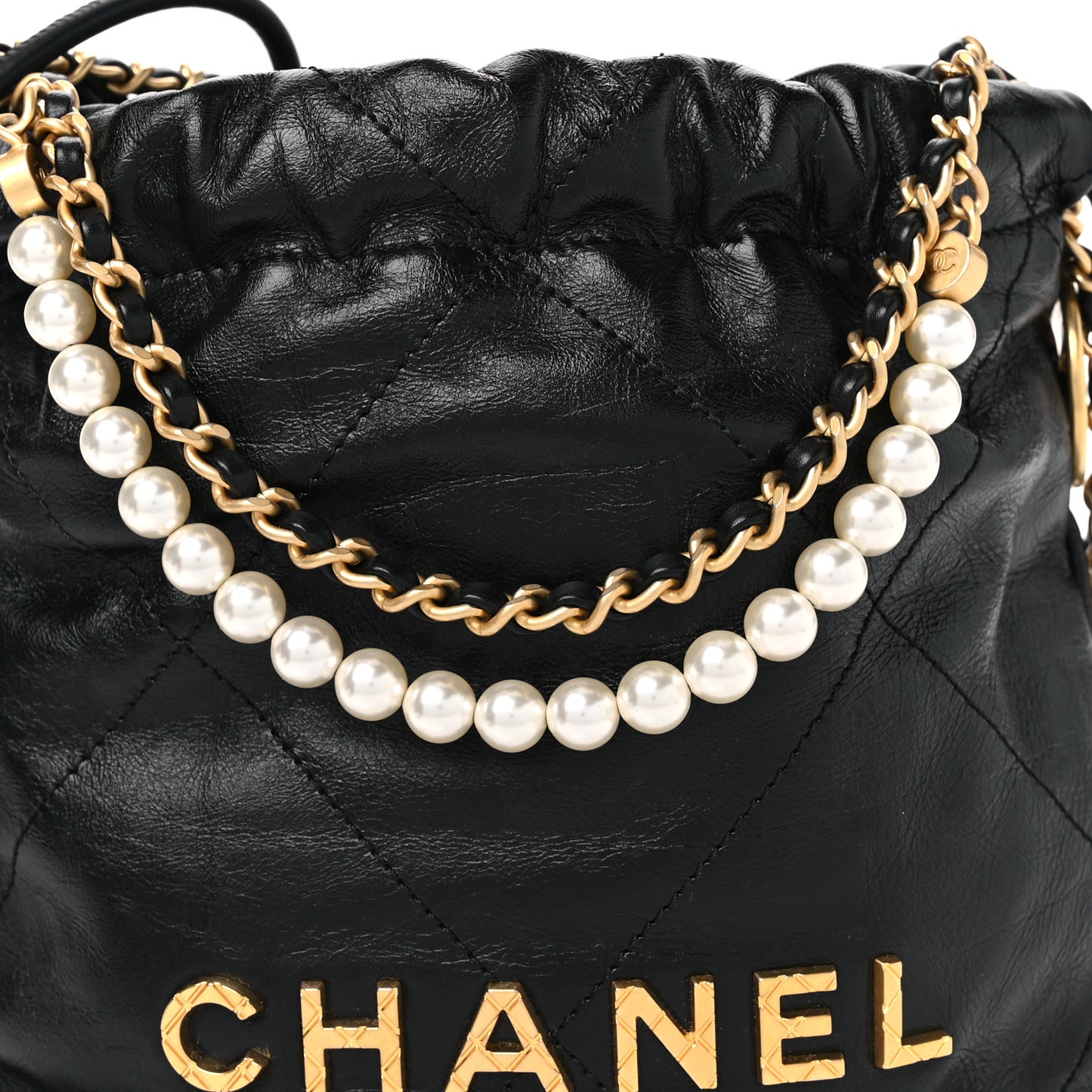 Shiny Crumpled Calfskin Quilted Pearl Mini Chanel 22 Black