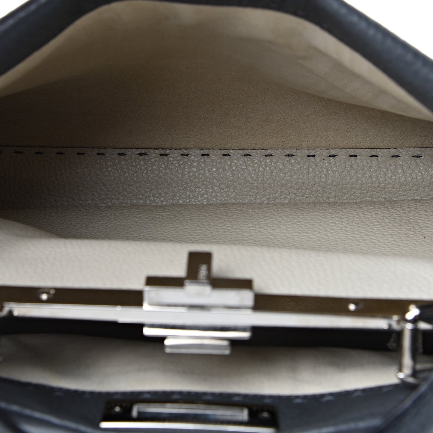Cuoio Romano Selleria Bi-Color Medium Peekaboo Iconic Satchel Asfalto Latte