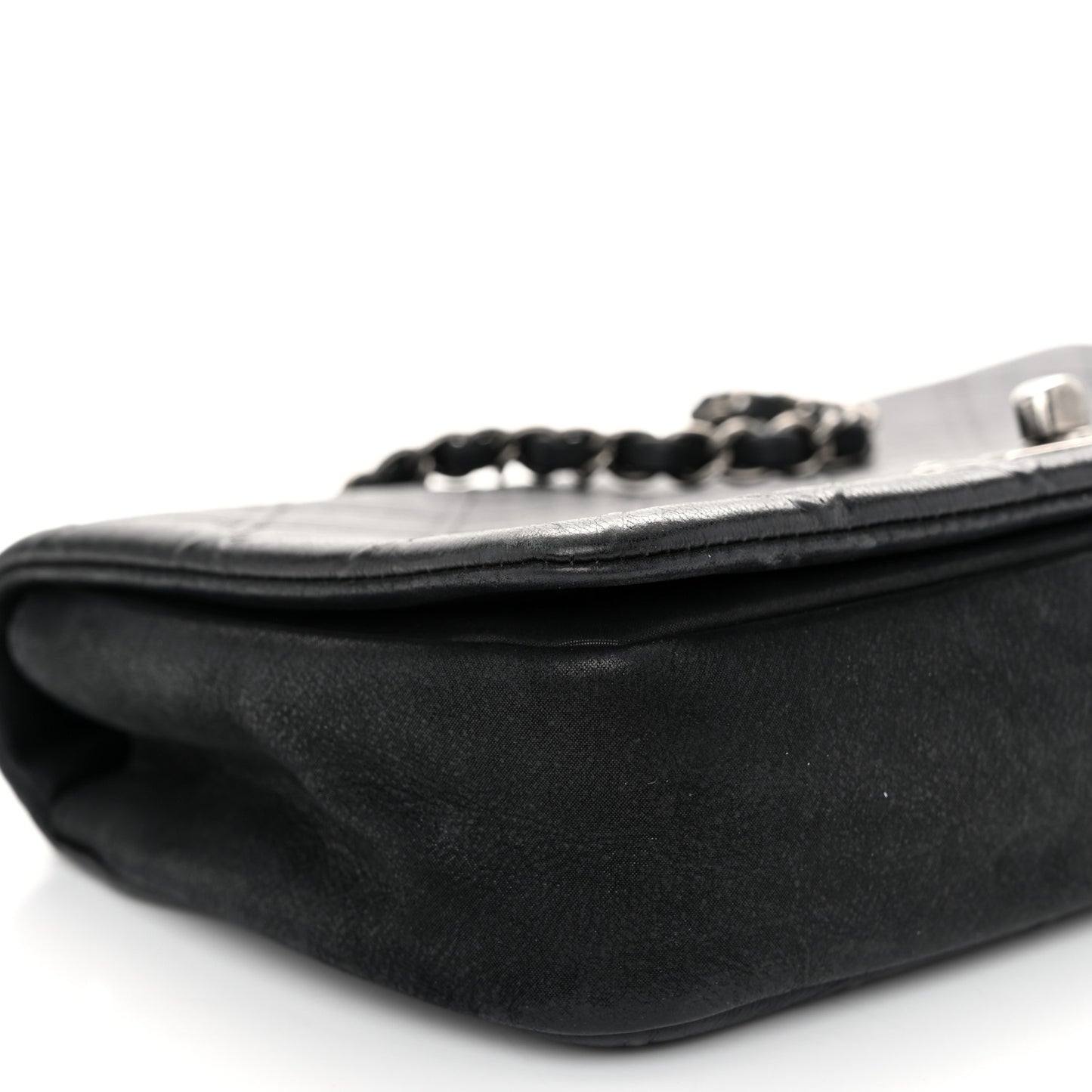 Calfskin Diamond Embossed New Chic Flap Black