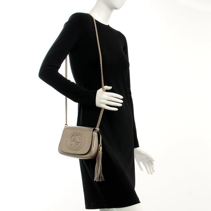 Gucci Metallic Pebbled Calfskin Small Soho Flap Crossbody Golden Beige 2 of 7