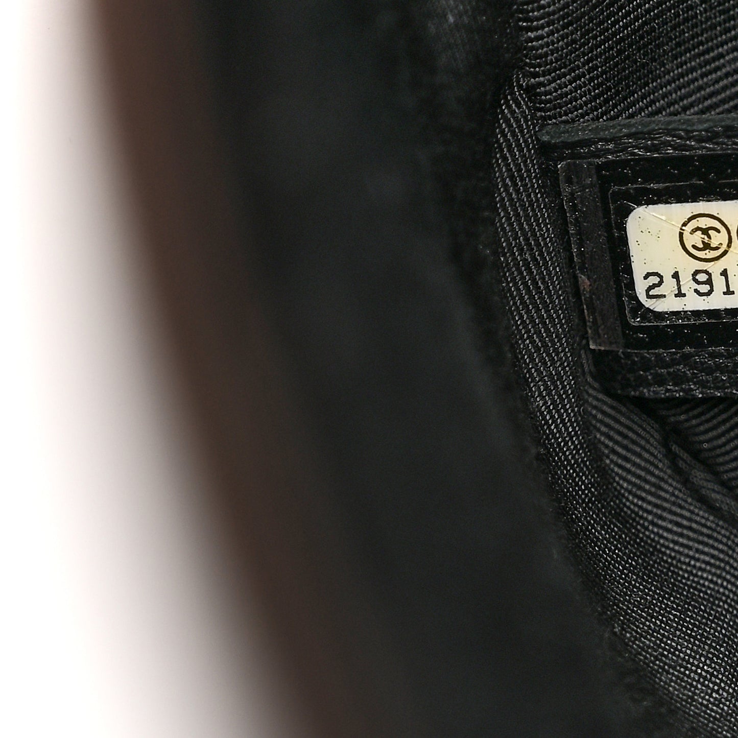 Lambskin Quilted Medium Boy Flap Black