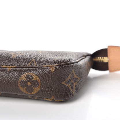 Louis Vuitton Monogram Mini Pochette Accessories 9 of 10