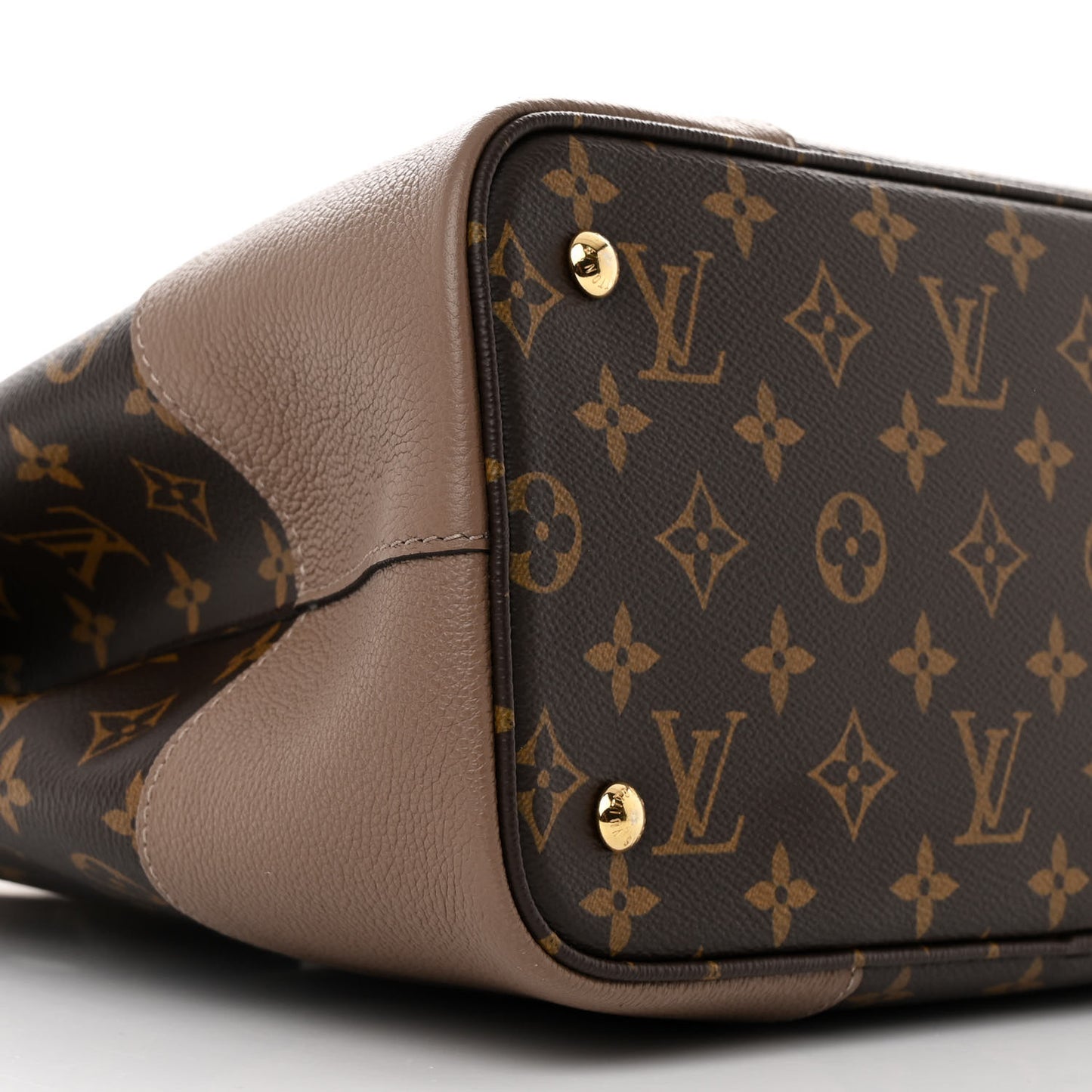 Monogram Flandrin Taupe Glace