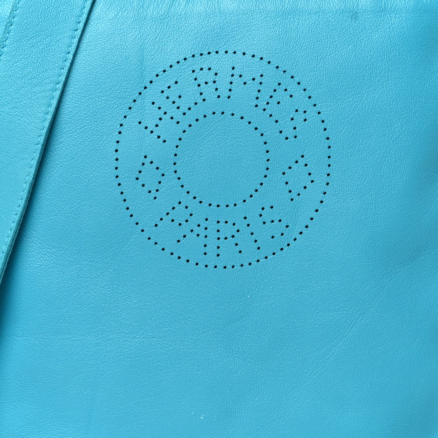Lambskin Toudou Perfore Crossbody Bag Bleu Paon