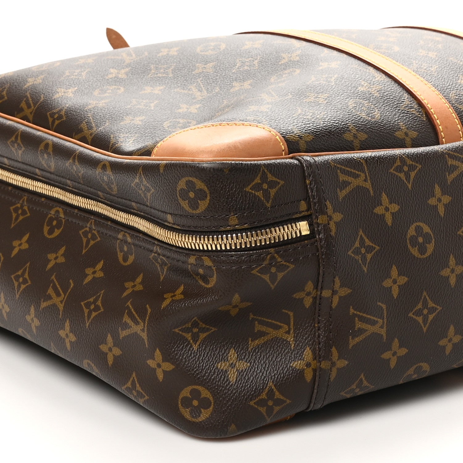 Louis Vuitton Monogram Sirius 50 8 of 9