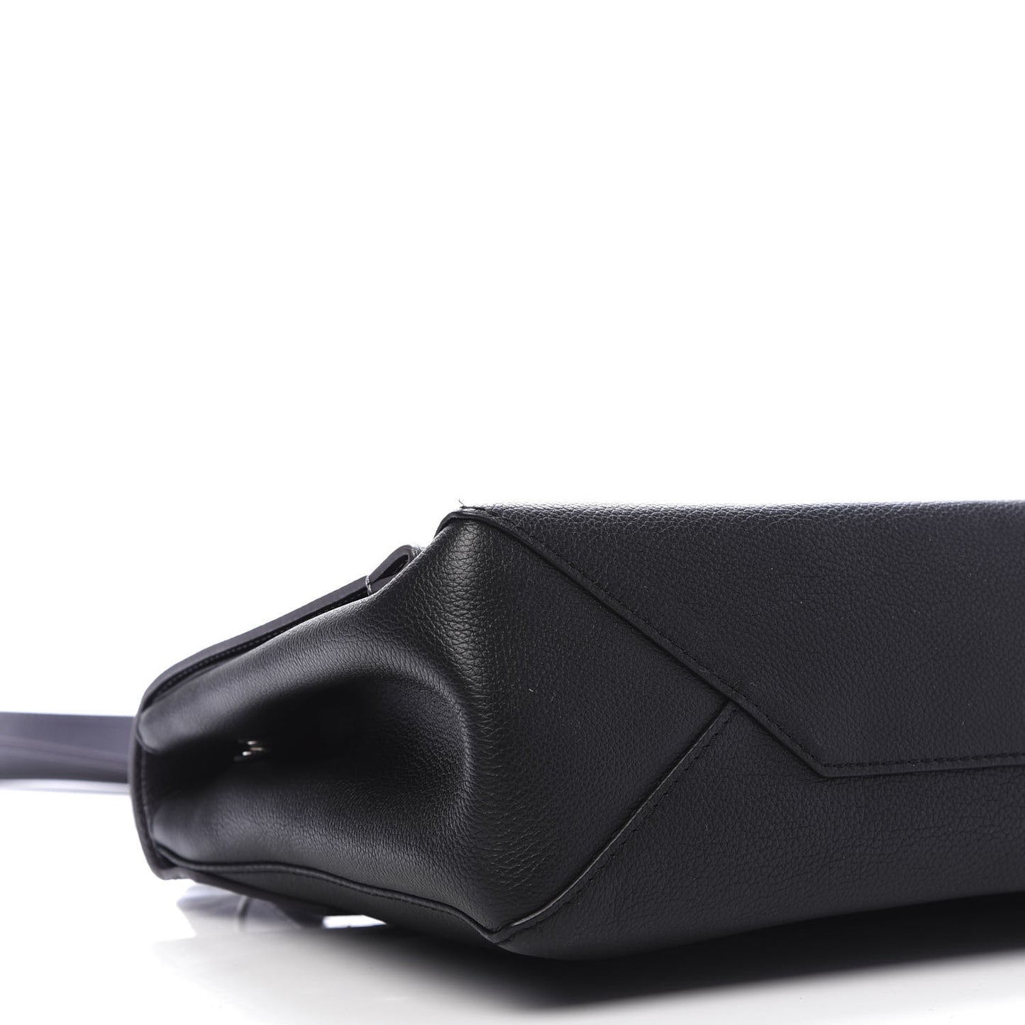 Soft Calfskin Eyelet Lockme II Top Handle Gris Silver