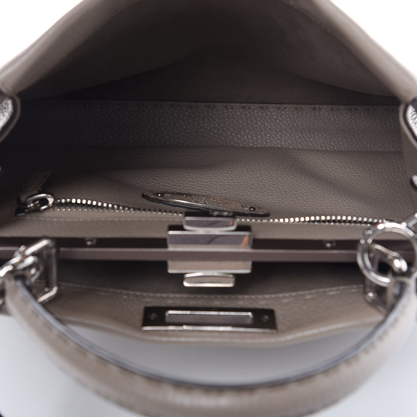 Cuoio Romano Selleria Medium Peekaboo Iconic Satchel Corda