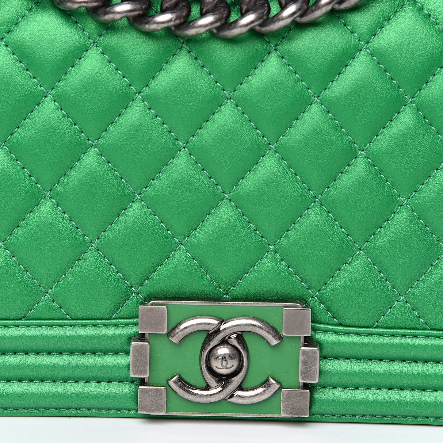 Metallic Calfskin Quilted Medium Boy Flap Green