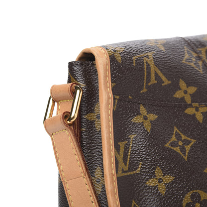 Louis Vuitton Monogram Menilmontant PM 13 of 15