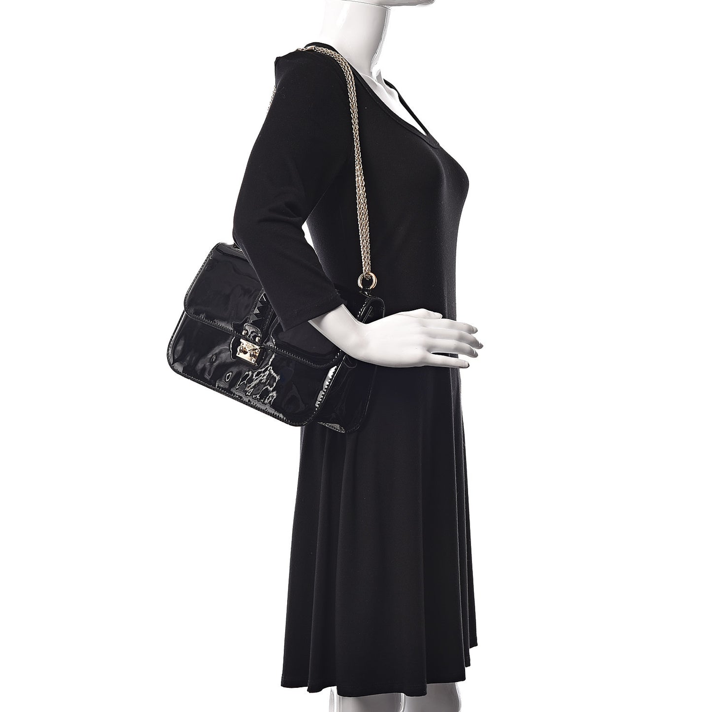 Patent Monochrome Large Glam Lock Rockstud Flap Black