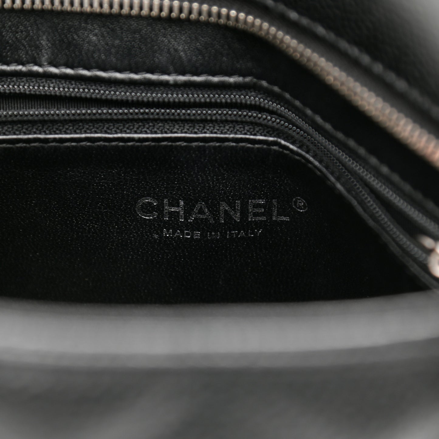 Caviar Quilted Medallion Tote Black