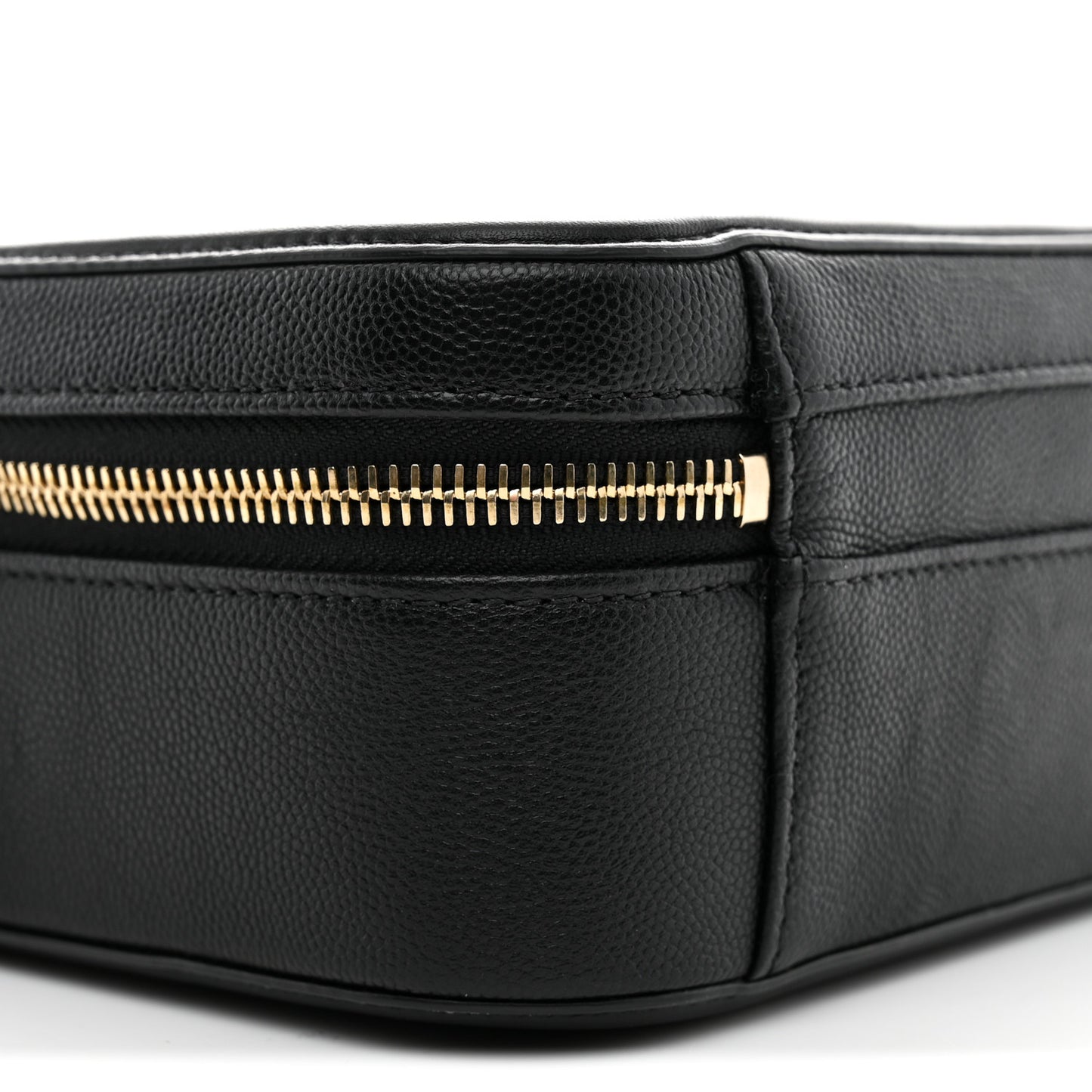 Caviar Quilted Medium CC Filigree Vanity Case Black