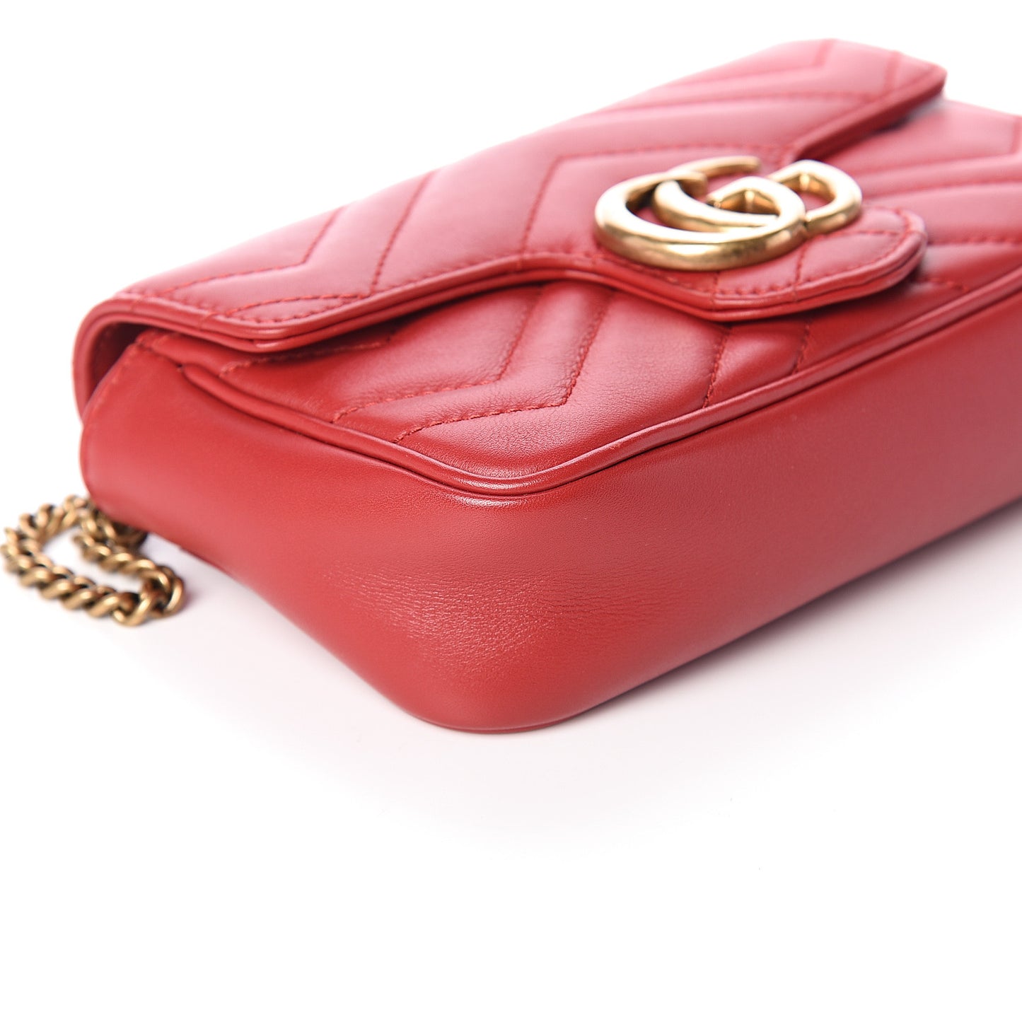 Calfskin Matelasse Super Mini GG Marmont Shoulder Bag Hibiscus Red