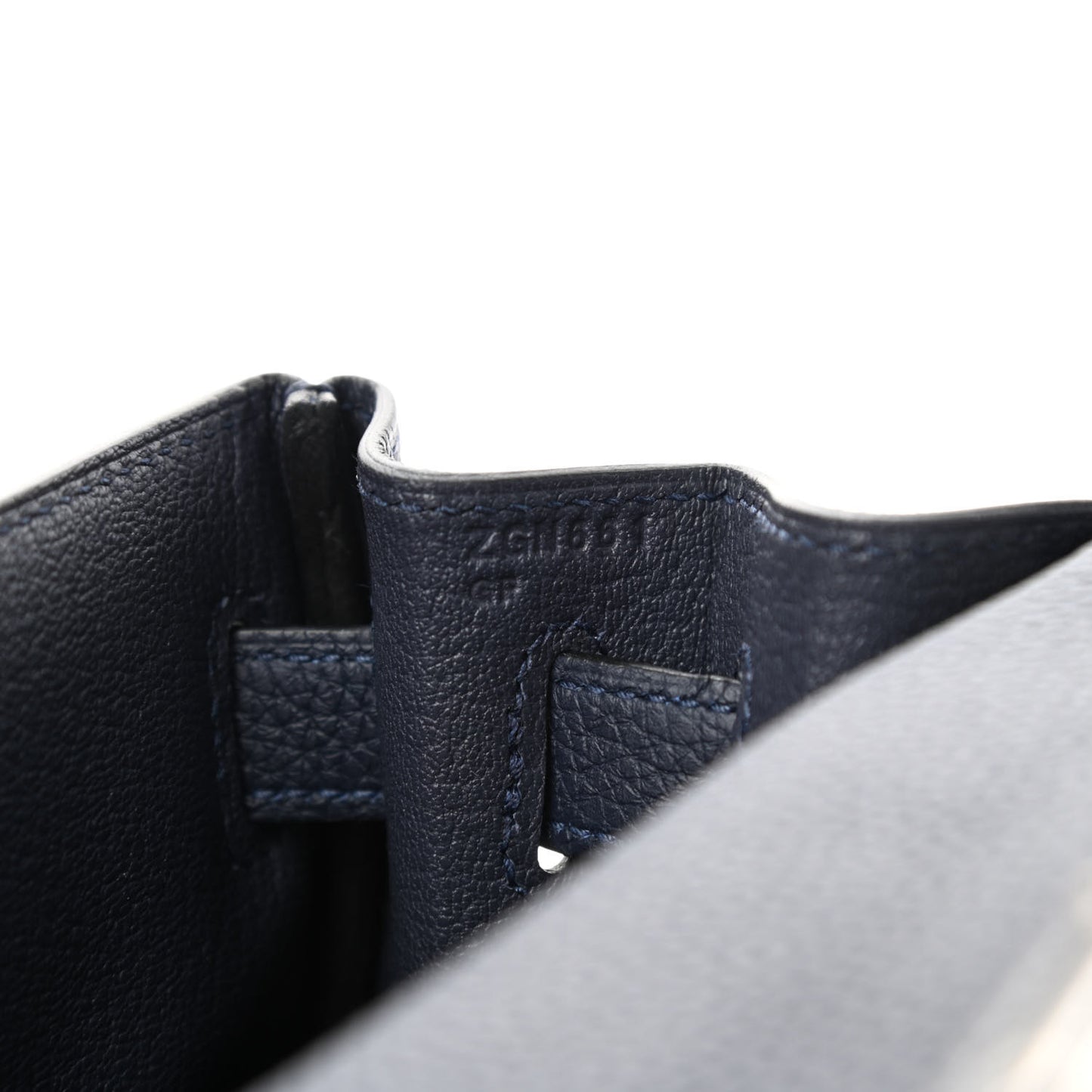 Togo Kelly Retourne 28 Bleu Nuit