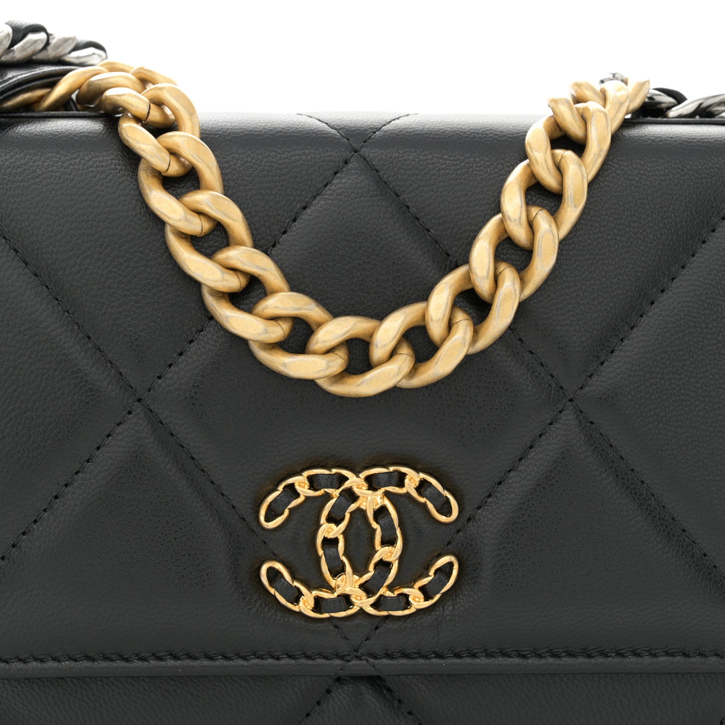 Lambskin Quilted Chanel 19 Wallet On Chain WOC Black